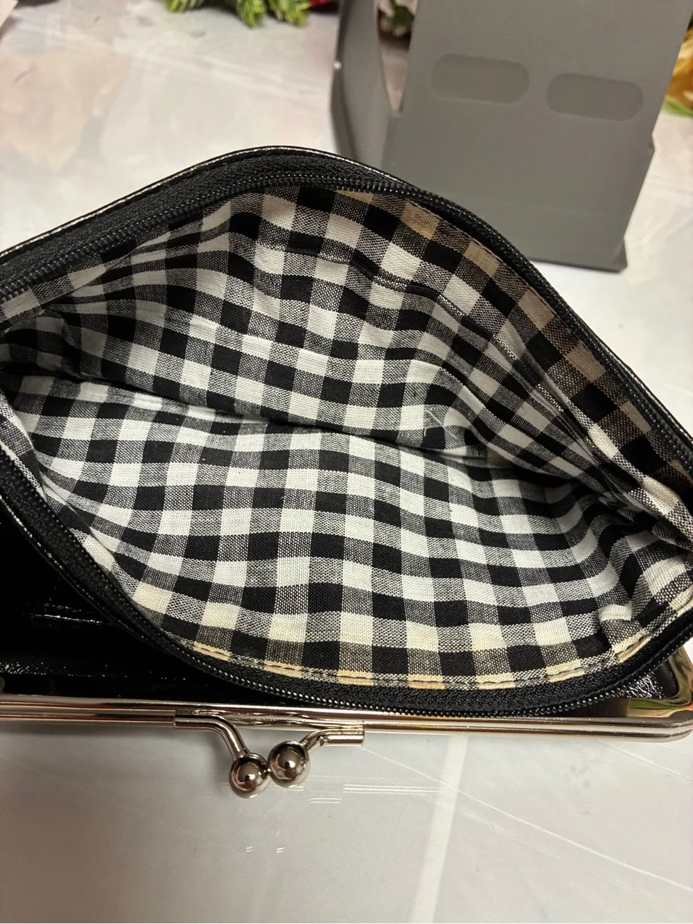 HOBO International Black Patent Finish Bow Kiss Lock Continental Wallet Clutch